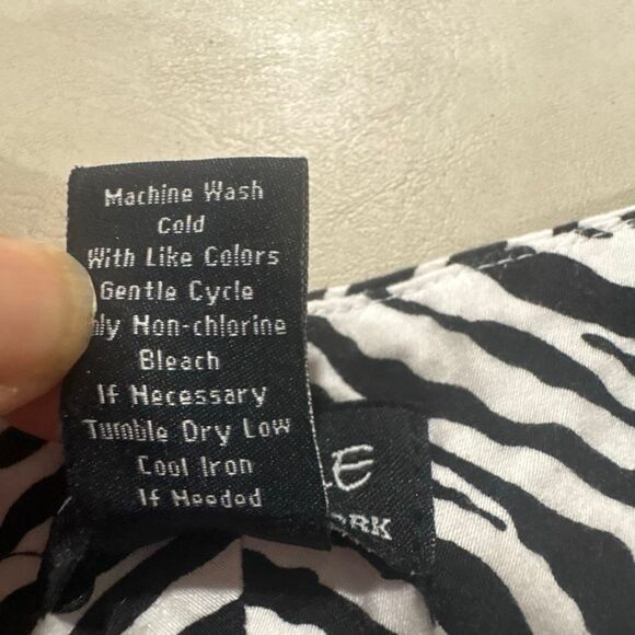 Attyre Womens Skort Shorts, size 10, Zebra Print - Picture 9 of 9